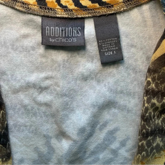 Additions by Chicos Animal Print Short Sleeve Full Zip Jacket Women’s Size 1 M/8 - Picture 7 of 9